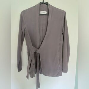 Super soft, lightweight grey business casual jacket